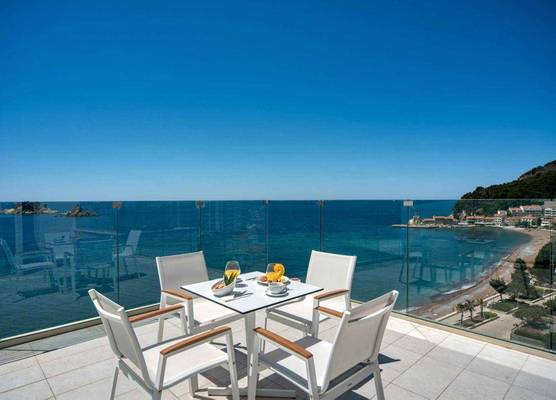 Hotel Palas Lux 1