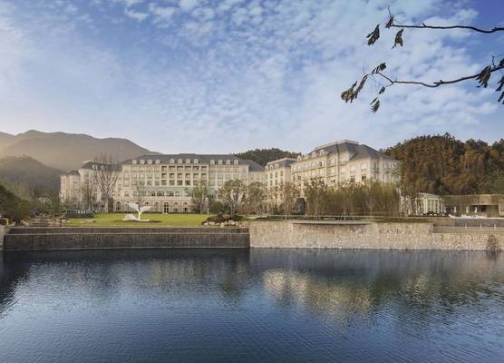 Hilton Garden Inn Hangzhou Lu'Niao 1
