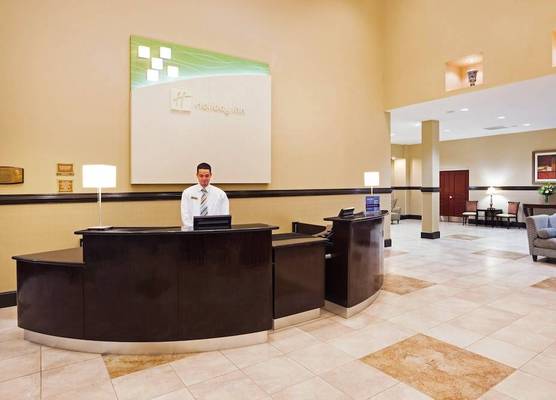 Holiday Inn & Suites BEAUFORT @ HIGHWAY 21 by IHG 1