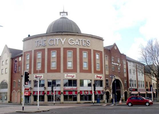 Premier Inn Swansea City Centre 1