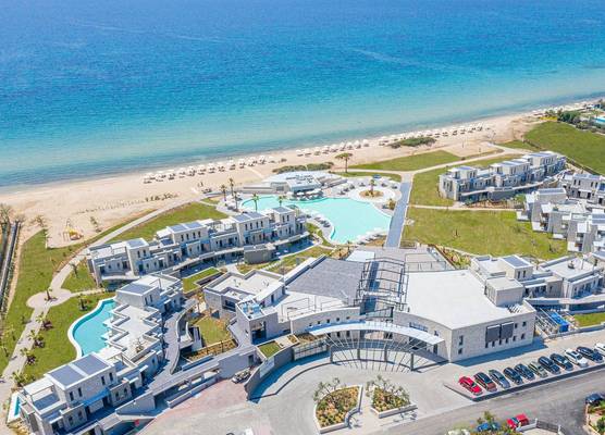Portes Lithos Luxury Resort 1