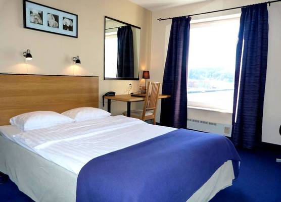 Hotel Riverside 1