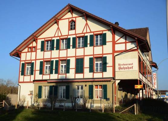 Hotel Restaurant Bahnhof 1