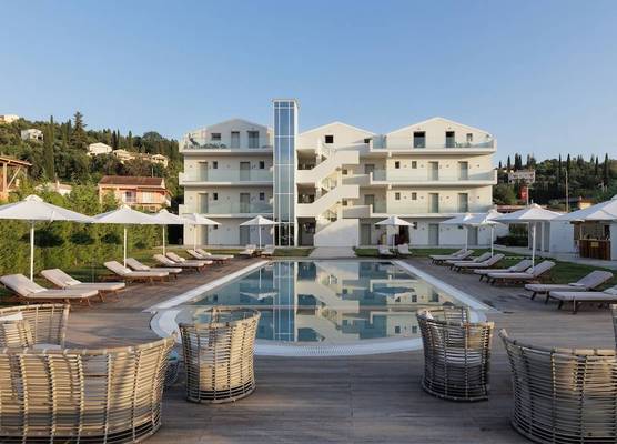 V Luxury Suites 1