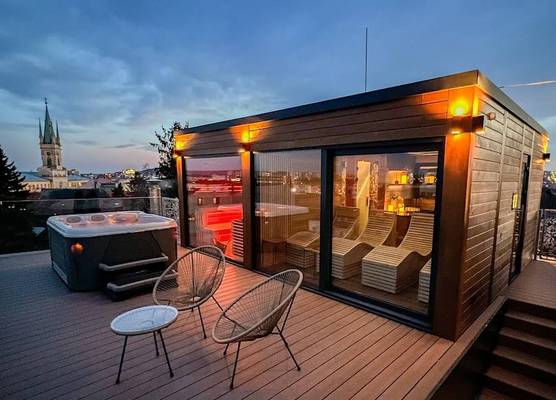 BOUTIQUE HOTEL11 with rooftop SPA 1
