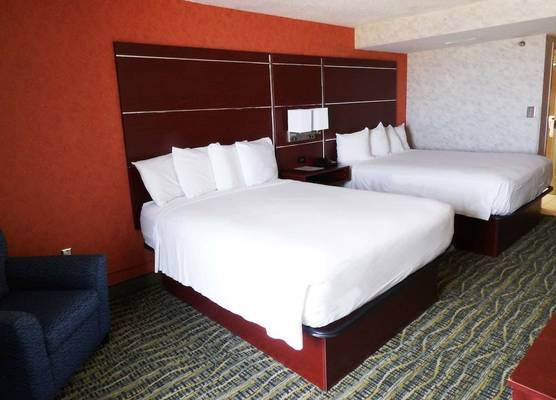 The Breakers Resort Inn 1