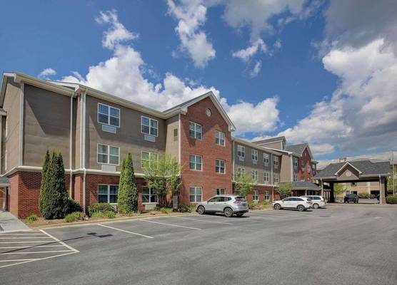 Country Inn & Suites by Radisson, Boone, NC 1