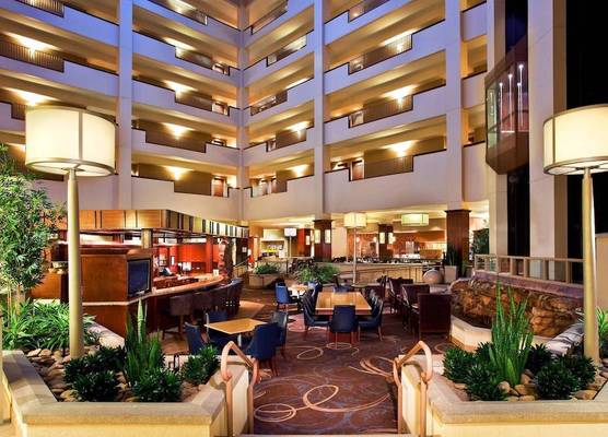 Sheraton Sioux Falls Hotel & Convention Center 1