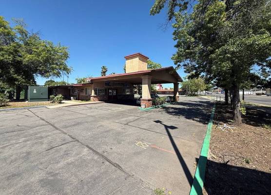 Oroville Value Suites 1
