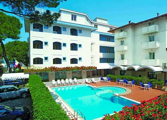 Hotel Ricchi 3 stelle superior 1