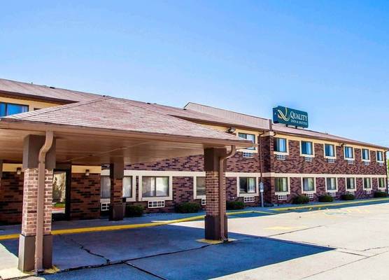 Quality Inn & Suites Champaign North - Urbana 1