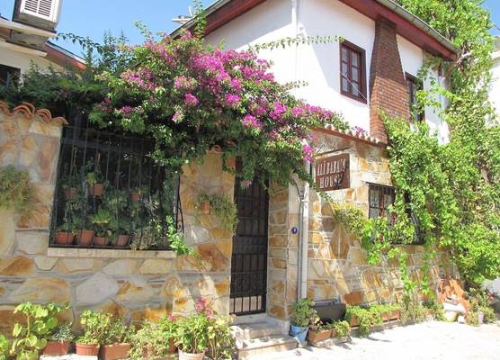 Ali Baba's House 1
