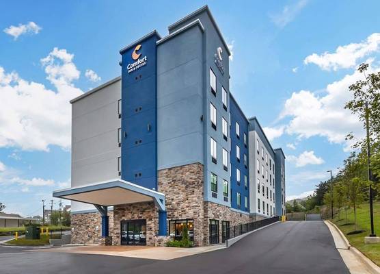 Comfort Inn & Suites Nashville Bellevue 1