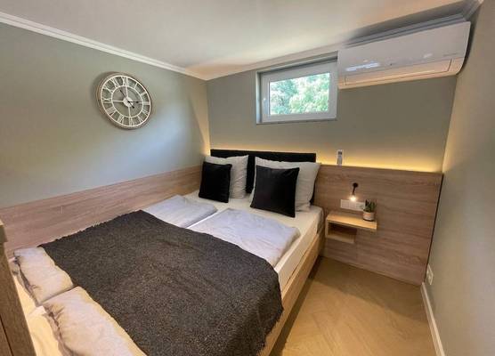 Five Studios - Premium Rooms 1