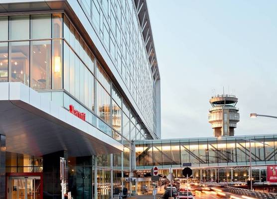 Marriott Montreal Airport In-Terminal Hotel 1