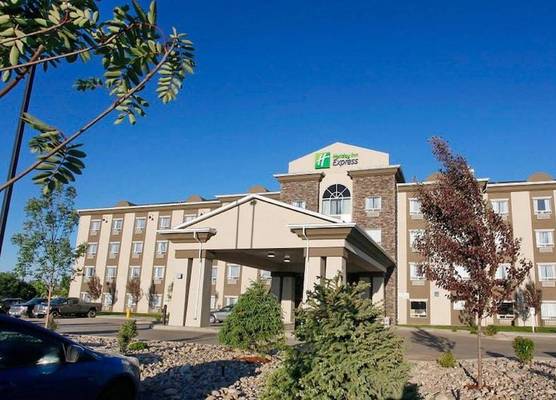 Holiday Inn Express FORT ST JOHN by IHG 1