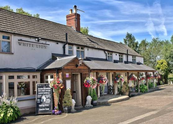 The White Lion Inn 1