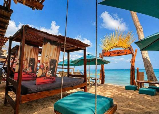 Freedom Beach Club 1