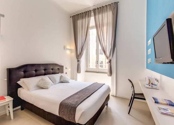 Manin Suites LT 1