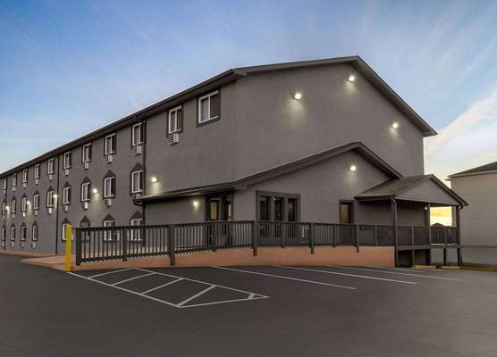 Super 8 by Wyndham Columbus Edinburgh 1