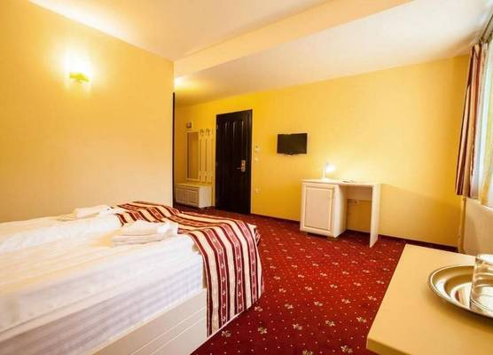 Extravagance Hotel 1