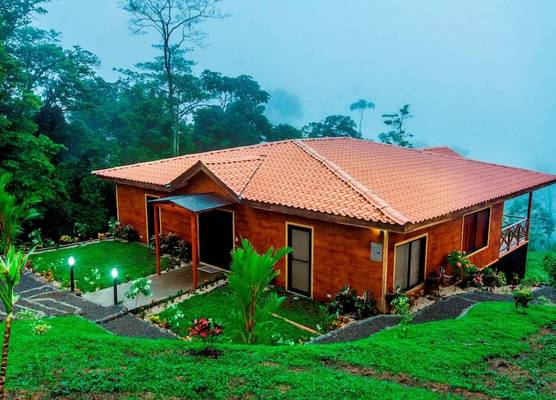 Arenal Waterfall Lodge Villas 1