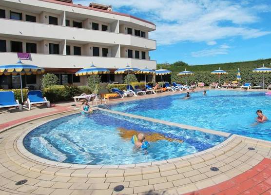 Eurobeach Residence 1