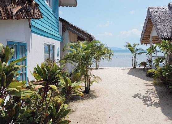 Sand Terrace Beach Bungalows 1