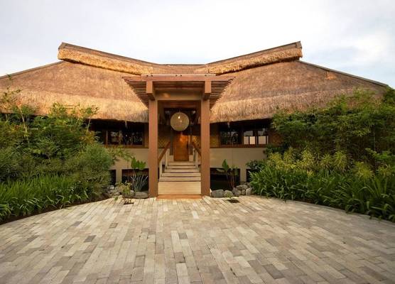 Eskaya Beach Resort and Spa 1