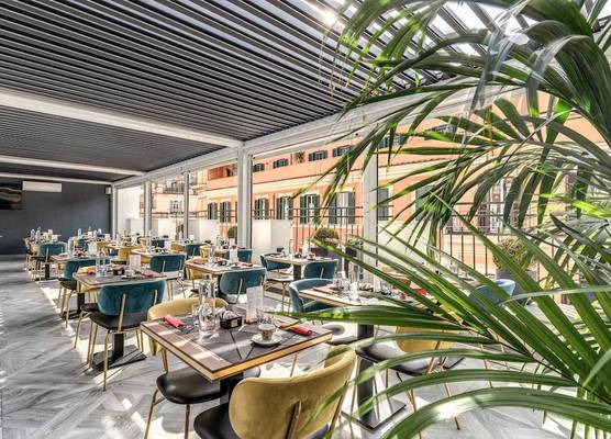 CC Palace Hotel 1