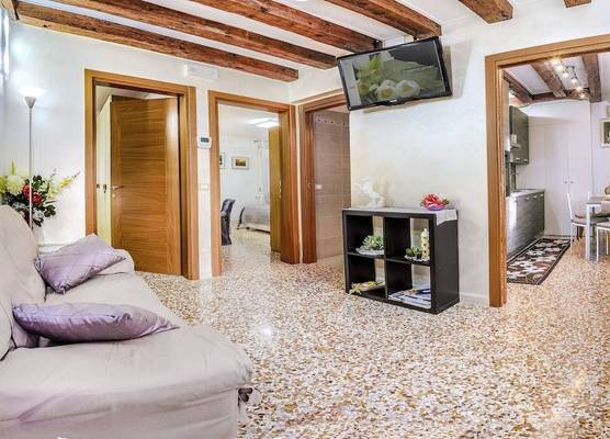 Venice Dream House Tosca 1
