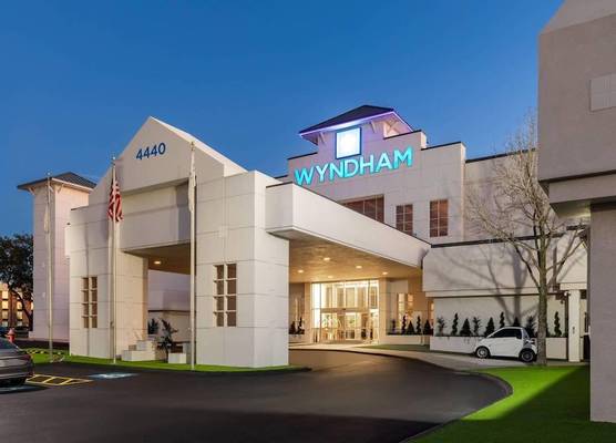 Wyndham DFW Airport 1