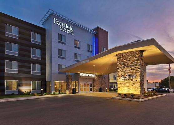 Fairfield Inn & Suites by Marriott Goshen 1