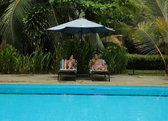 Lagoon Paradise Beach Resort 1