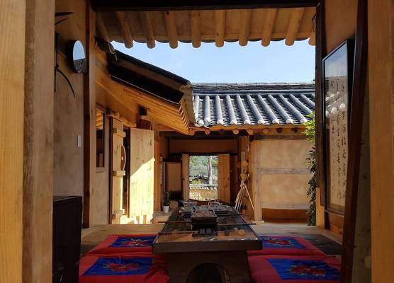 Jukheon Traditional House 1