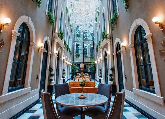 Ferman Port Hotel - Special Category 1