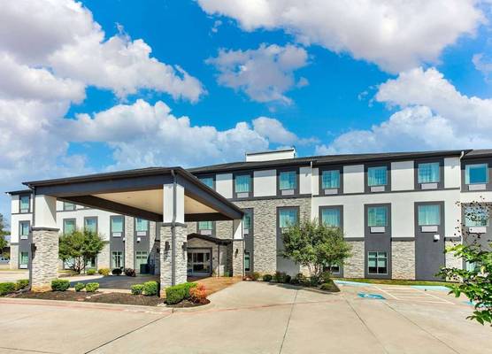 Wingate by Wyndham Longview North 1