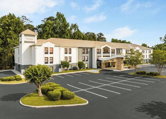 Fairfield by Marriott Inn & Suites Columbia Lexington 1