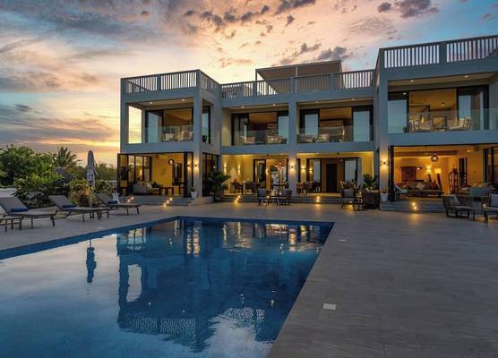 Villa Bluu 1
