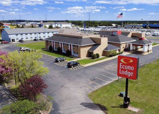 Econo Lodge Wausau - Rothschild 1