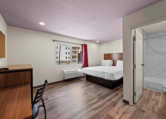 Hyland Inn Long Beach 1