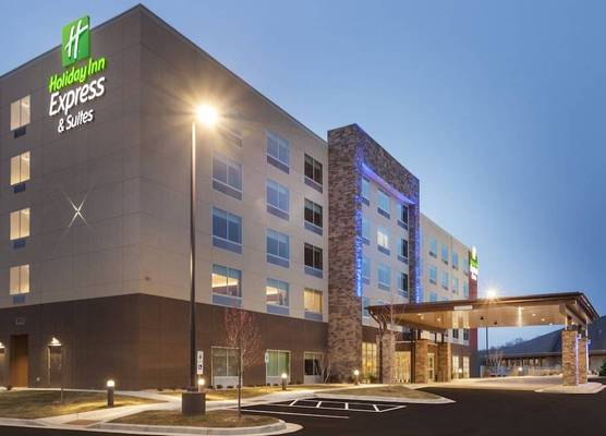 Holiday Inn Express & Suites HUDSON I-94 by IHG 1