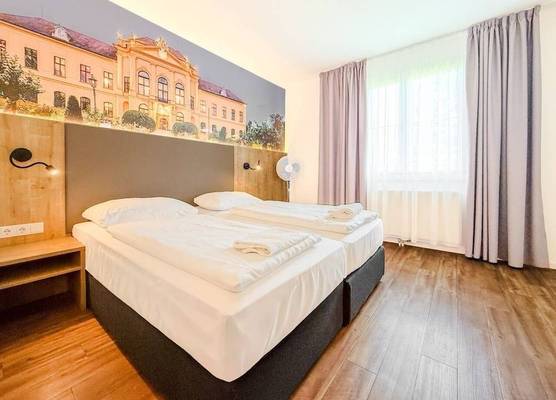 Hotel Sachsengang - free parking, near U1 & U2 1