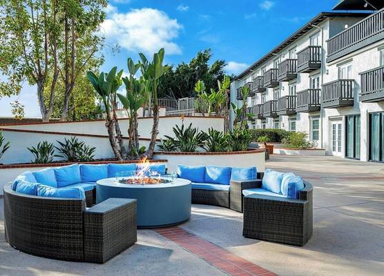 Fairfield Inn & Suites San Diego Old Town 1