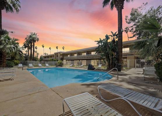 Sol Springs Inn 1