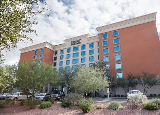Drury Inn & Suites Phoenix Happy Valley 1
