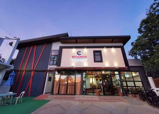 Charms Hotel 1