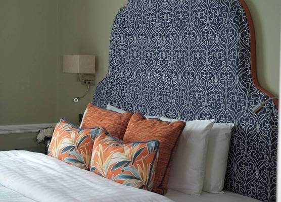 Hayes Hotel 1