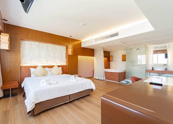 Veronica Residence 1