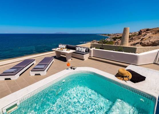 Neoma Luxury Suites 1